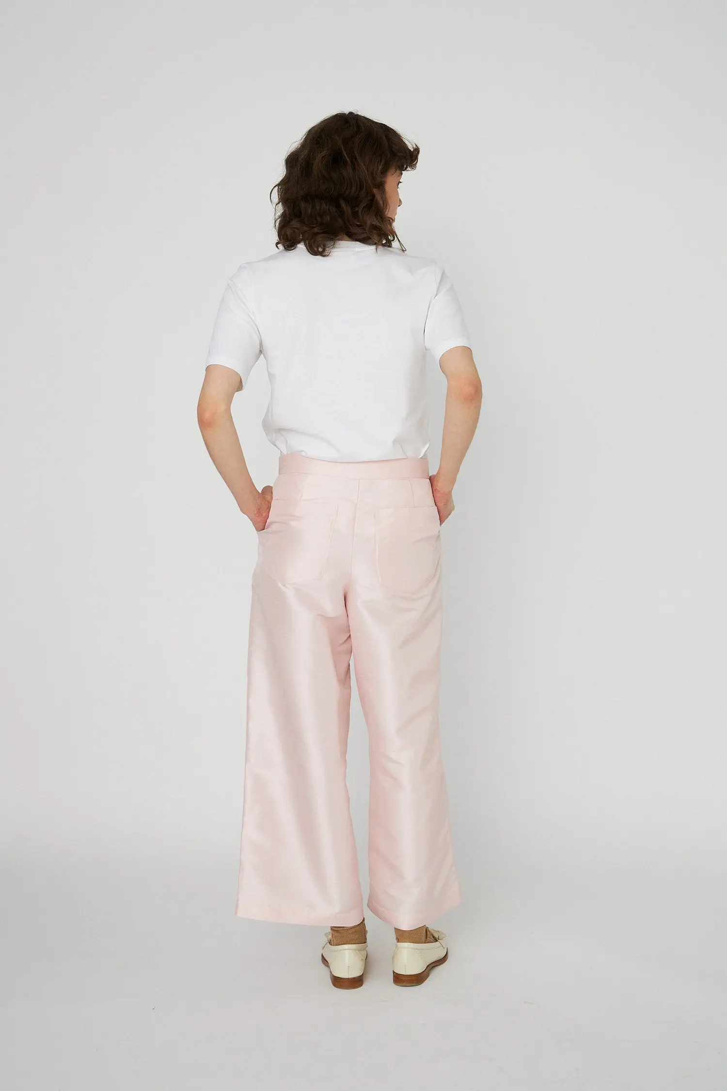 Cropped Low-Waist Pants - Pale Pink - Image 2
