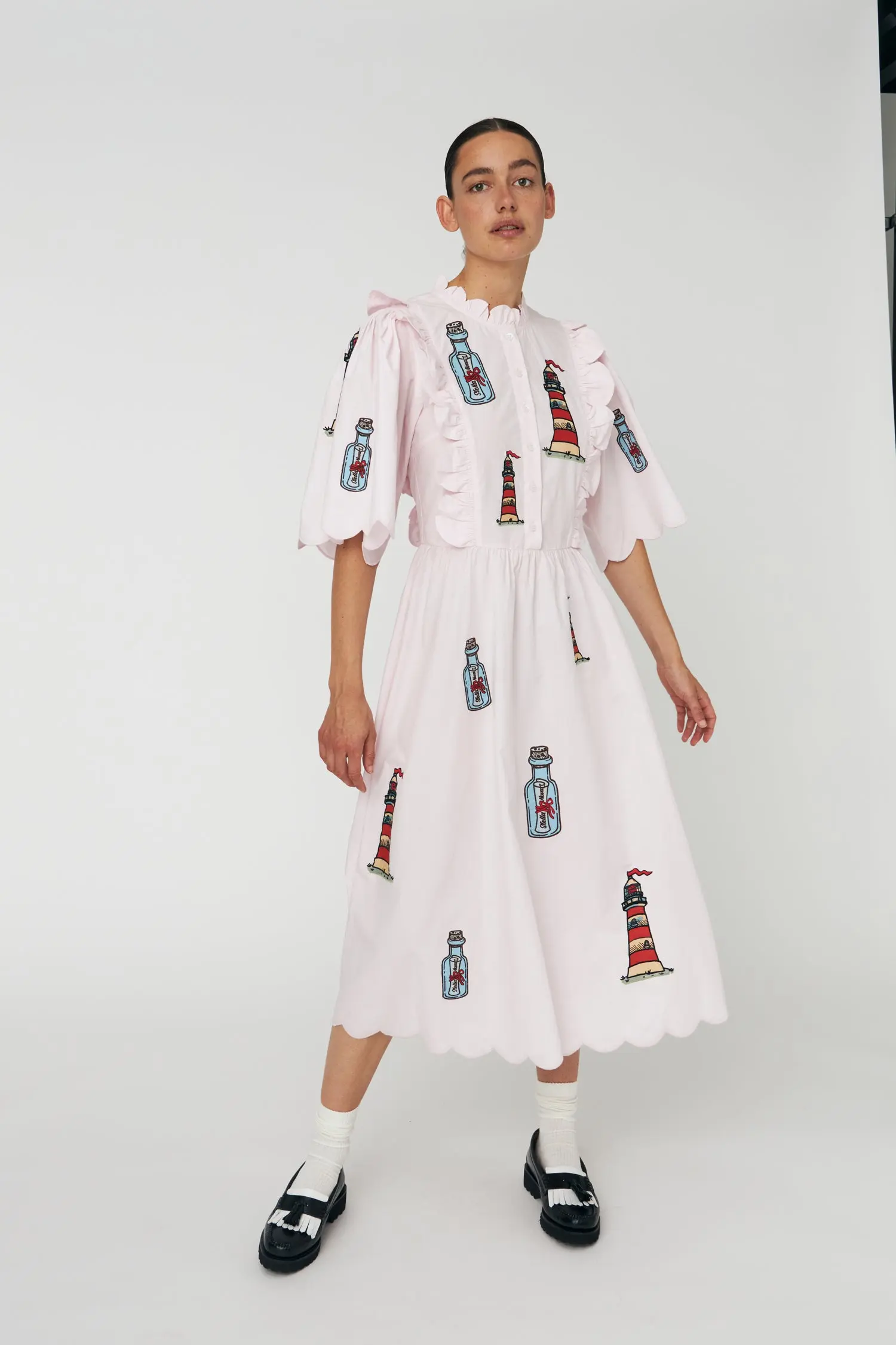 Embroidered Midi dress with Scallops - Pale Pink