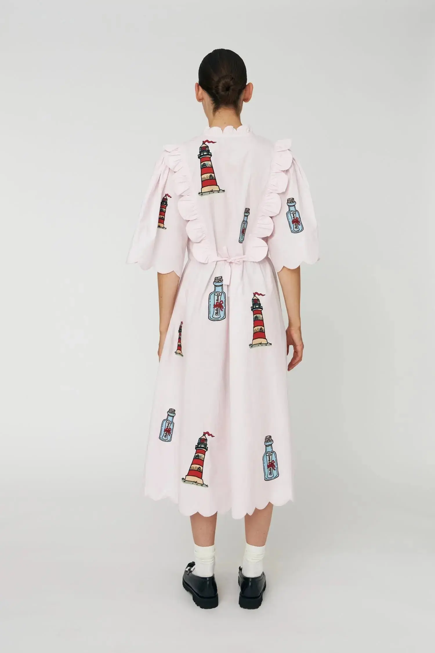 Embroidered Midi dress with Scallops - Pale Pink - Image 4